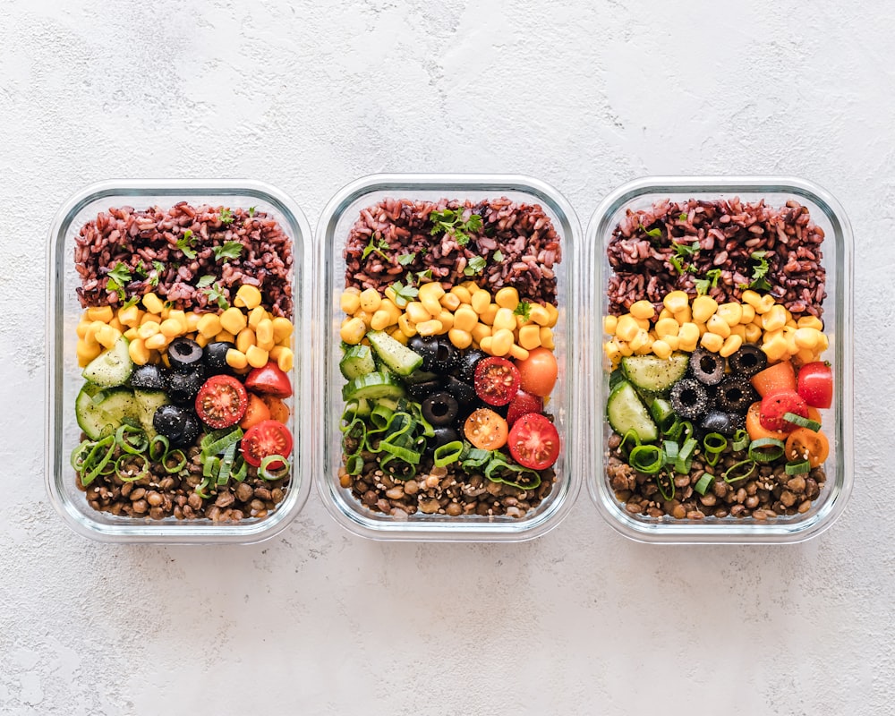 Expert nutritionists providing guidance